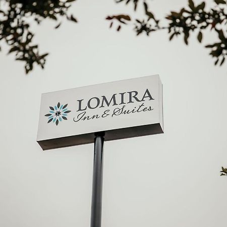 Lomira Inn And Suites 외부 사진
