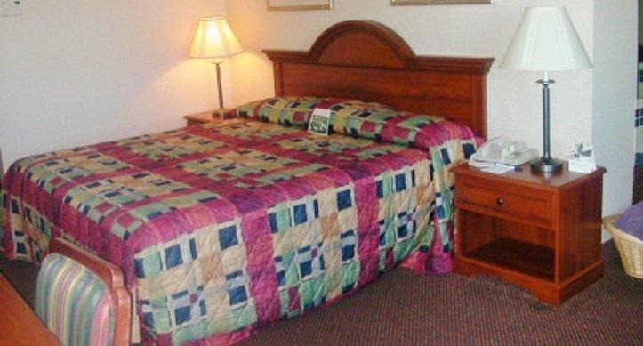 Lomira Inn And Suites 외부 사진